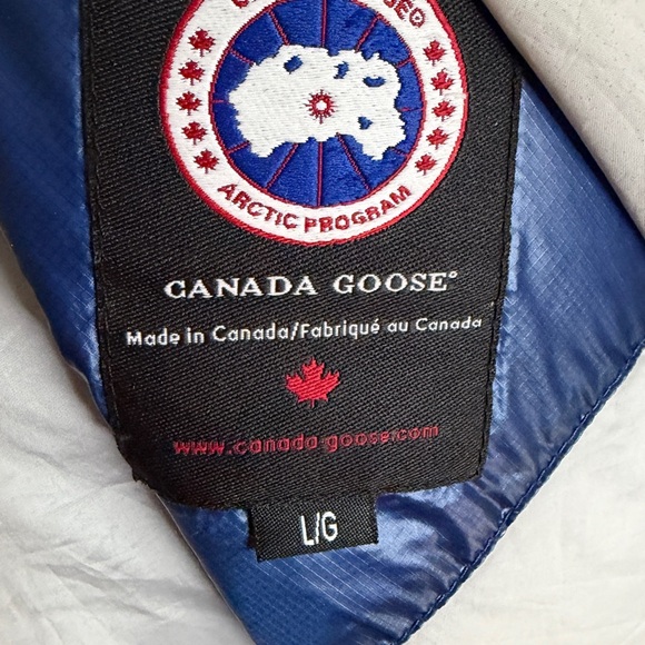 Canada Goose Hybrid LiteNavy and Sky Blue Puffer Jacket - Picture 3 of 7
